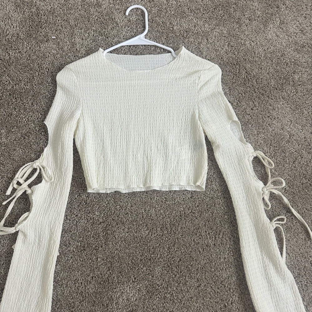 SHEIN Cream Long Sleeve Crop Top with Tie Details